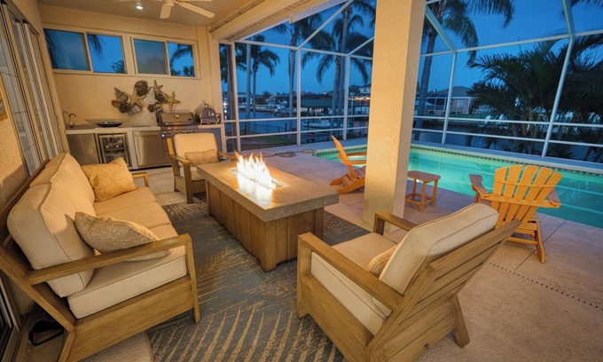 Apollo Beach House | Gulfcoast Oasis: Pool, Dock, Coastal Comfort