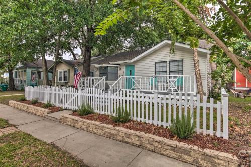 Gulfport House | Gulfport Bungalow by Jones ParkandBeach Access!
