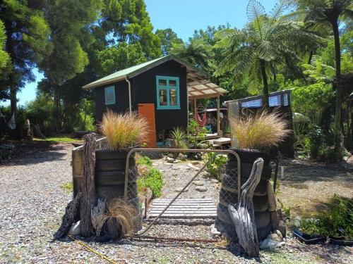 Barrytown House | Gumboot Paradise Eco Stay