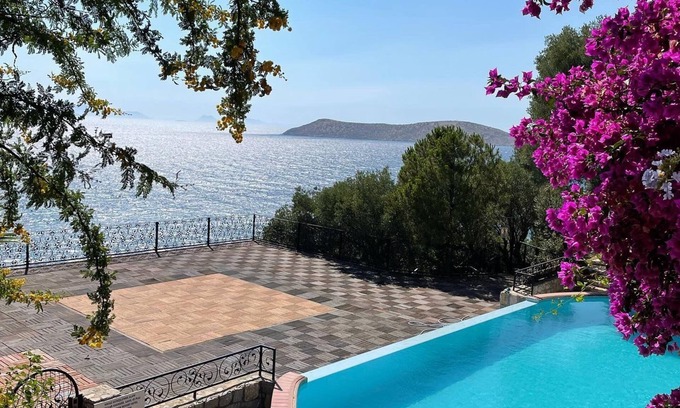Koyunbaba Apartment | Gumusluk Tramonto Evleri