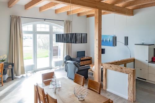 Geelbyholz House | Gut-Royum-Haferkiste