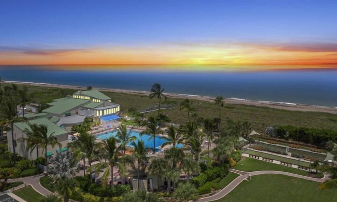 Fort Pierce Condo | GV 5222 Golf Course/Peek of Ocean View Condo - Paradise Vacation Rental in Ocean Village
