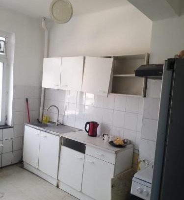Sint-Jans-Molenbeek Apartment | Hébergement confort Garé de l'ouest