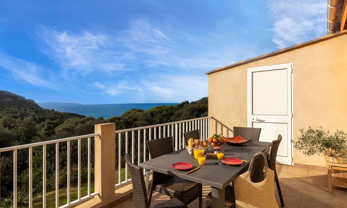 Cargese Apartment | Hélios3 4/6pers sea view 2 bedrooms - Résidence Hélios *