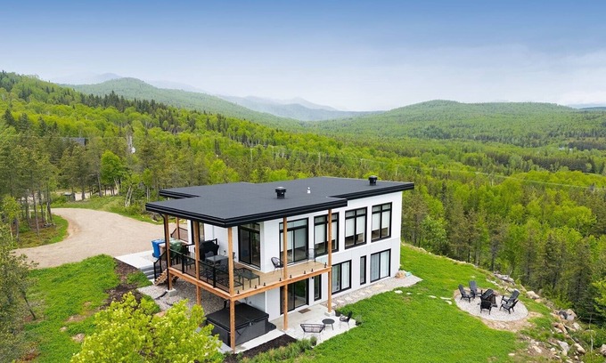 Baie-St-Paul Ski Chalet | Hôtel à la maison - Le 22 Lào, spa et vue