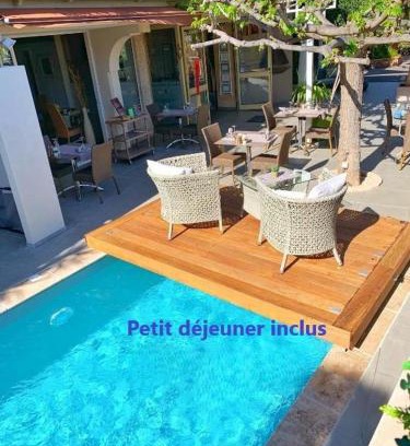 Le Lavandou Hotel | Hôtel Beau Soleil