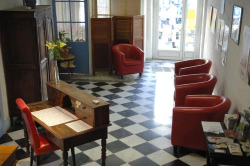 Pertuis Hotel | Hôtel Du Cours
