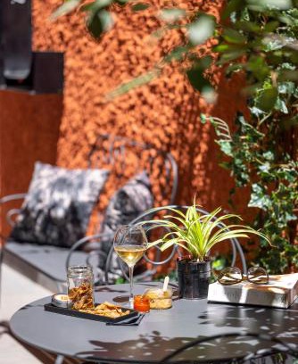 Jules Ferry - Recamier Hotel | Hôtel Edmond W Lyon Part-Dieu