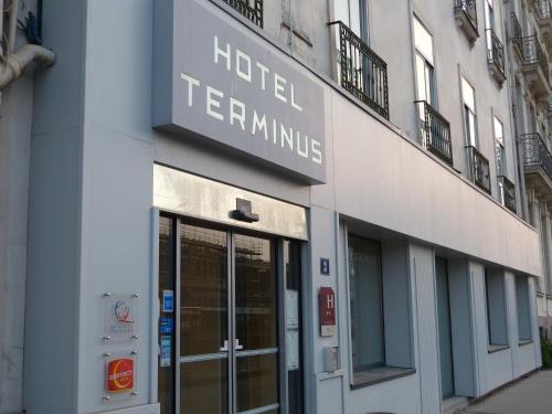 Richebourg - Saint-Clement Hotel | Hôtel Terminus