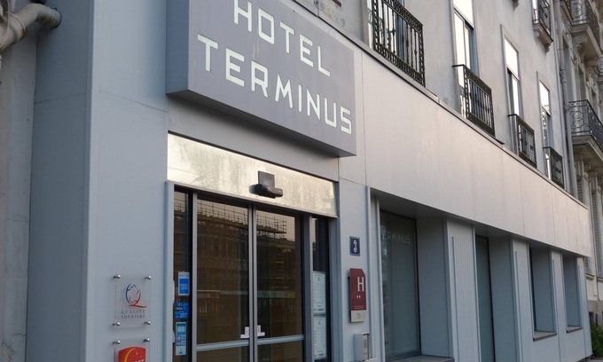 Richebourg - Saint-Clement Hotel | Hôtel Terminus