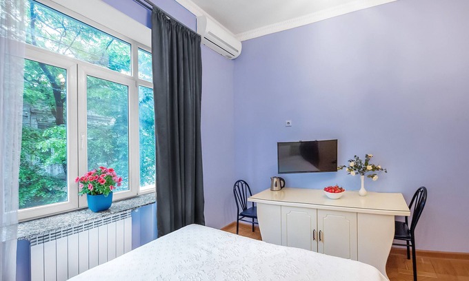 Sololaki Apartment | H&B apartments Machabeli