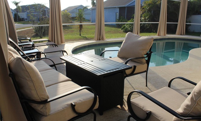 Lake Davenport Estates Villa | H&K Florida Vacation Villa, Entire Villa near Disney/Universal Theme Parks and Golf! Pool, Firepit,