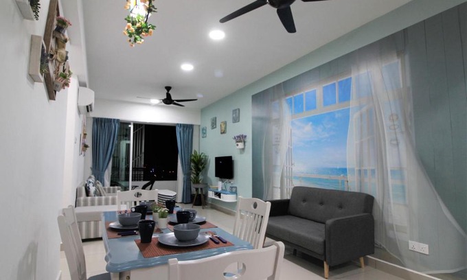 Taman Jubilee Apartment | H2H - Marine Home @ Majestic Ipoh (8~10 Guests)