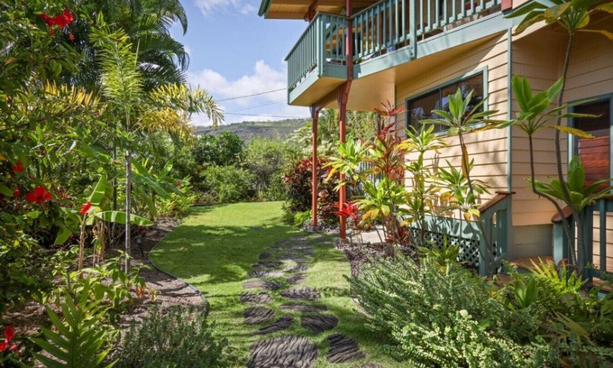 Honaunau-Napoopoo House | H6-The Dolphin Bay Estate