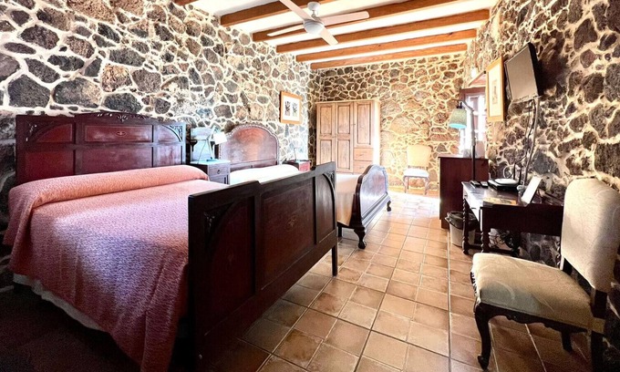 Villaverde Bed & Breakfast | Habitacion sin cocina desayuno incluido y free wif