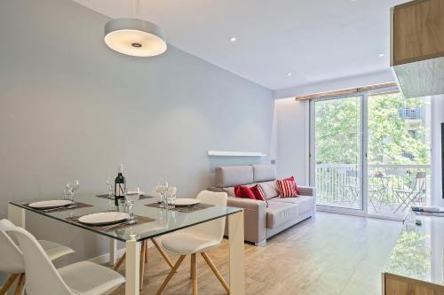La Sagrada Familia Apartment | Habitat Apartments Pau