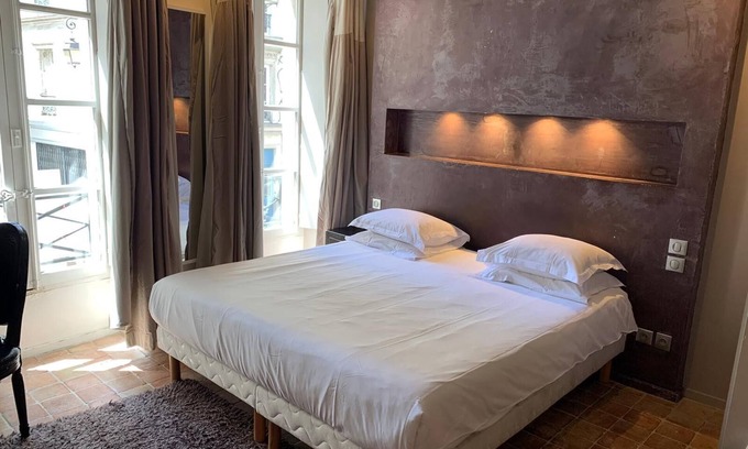 Les Iles Apartment | Habitat Parisien -Studio with A/C - Marais I