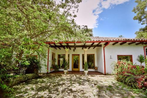 Fusagasuga Bed & Breakfast | Hacienda Coloma