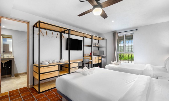 Queretaro Apartment | Hacienda Santa Barbara