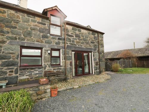 Llanddeiniolen House | Hafod