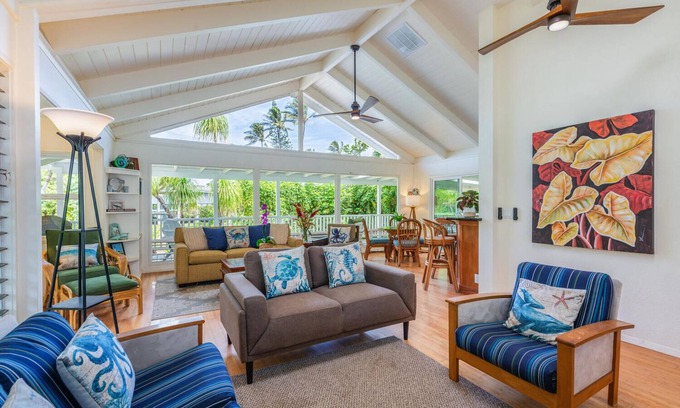 Wainiha House | Hale Alealea Beach House, one house back from Kepuhi Beach.