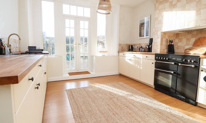 Carnforth Cottage | HALL GOWAN, family friendly, character holiday cottage in Carnforth