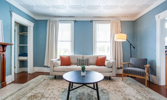 Knoxville Apartment | Hall of Fame - Downtown Knoxville