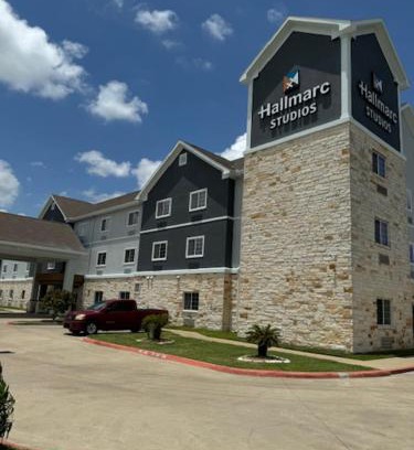 Port Arthur Hotel | Hallmarc Studios