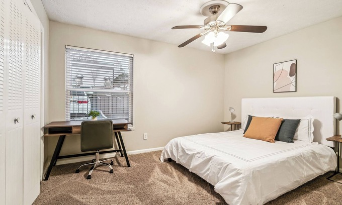 Cumberland Apartment | Halsten at Vinings 4603 Spacious 2 bed 1.5 Bath
