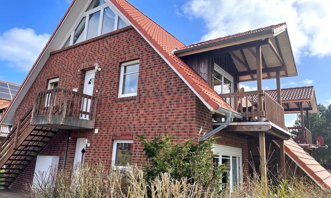 Sahlenburg Apartment | Hamburger Straße 7 - HS 07 OG - Holiday apartment near the beach with 2 bedrooms and