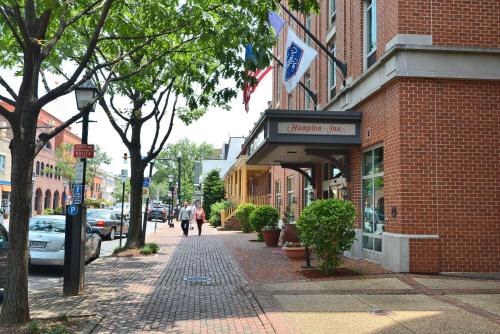 Old Town Alexandria Hotel | Hampton Inn Alexandria/Old Town