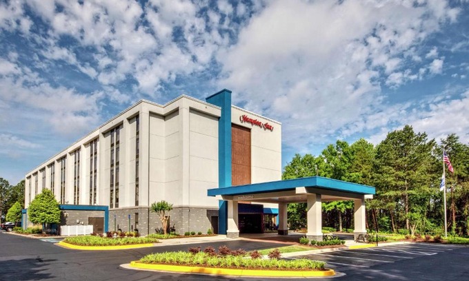 Peachtree Corners Hotel | Hampton Inn Atlanta-Peachtree Corners/Norcross