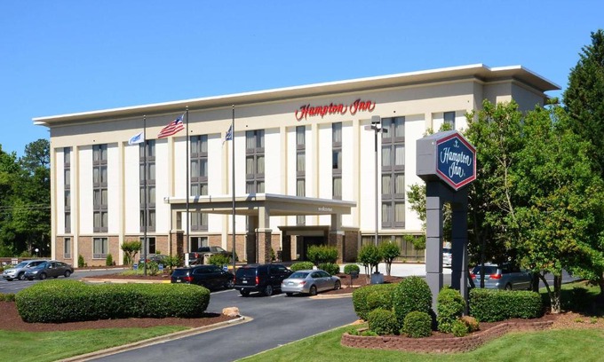 Cornelius Hotel | Hampton Inn Charlotte North Lake Norman