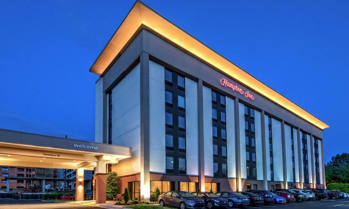 University Place Hotel | Hampton Inn Charlotte - University Place