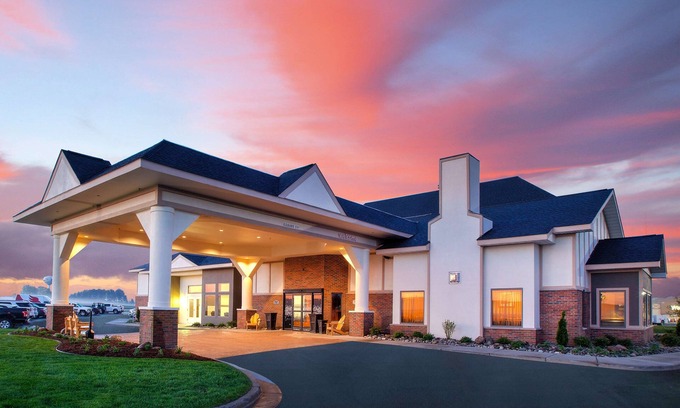 Gaylord Hotel | Hampton Inn Gaylord
