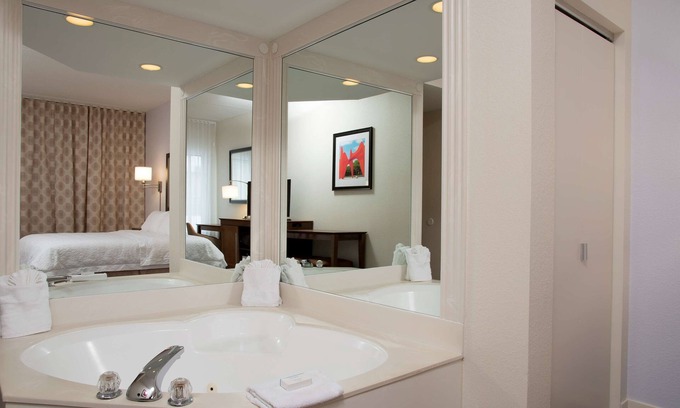 Wyoming Hotel | Hampton Inn Grand Rapids-South