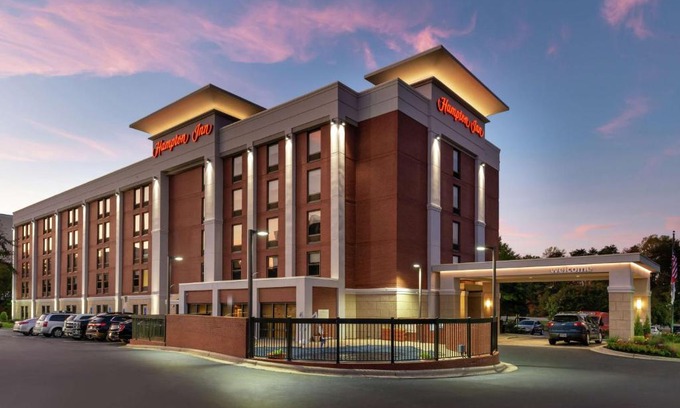 Greensboro Hotel | Hampton Inn Greensboro Airport