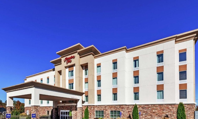 North Little Rock Hotel | Hampton Inn North Little Rock McCain Mall, AR