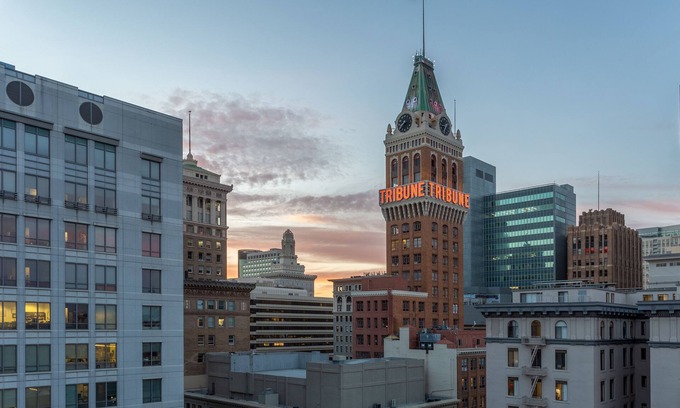 Downtown Oakland Hotel | Hampton Inn Oakland Downtown-City Center