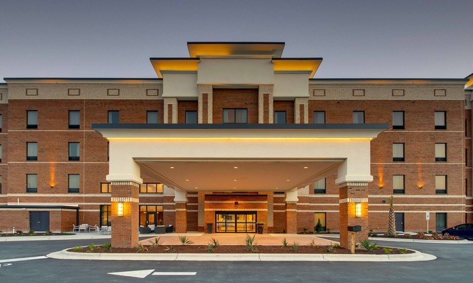 Sneads Ferry Hotel | Hampton Inn Sneads Ferry North Topsail Beach