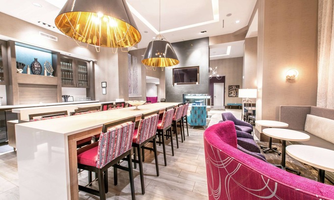 Asheville Hotel | Hampton Inn & Suites Asheville Biltmore Area