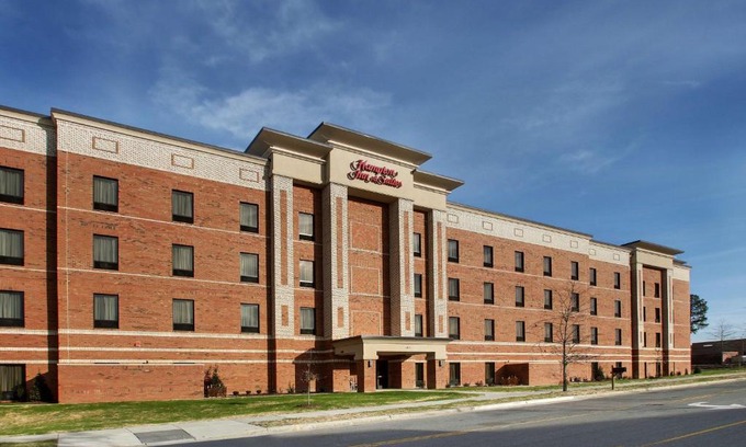 Southeast Raleigh Hotel | Hampton Inn & Suites By Hilton Knightdale Raleigh
