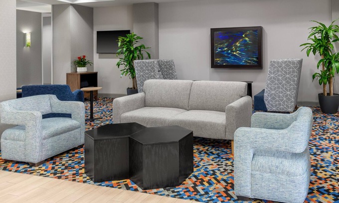 Coconut Creek Hotel | Hampton Inn & Suites Coconut Creek