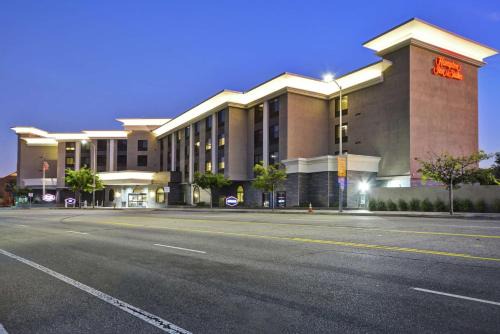 Burbank Hotel | Hampton Inn & Suites Los Angeles Burbank Airport