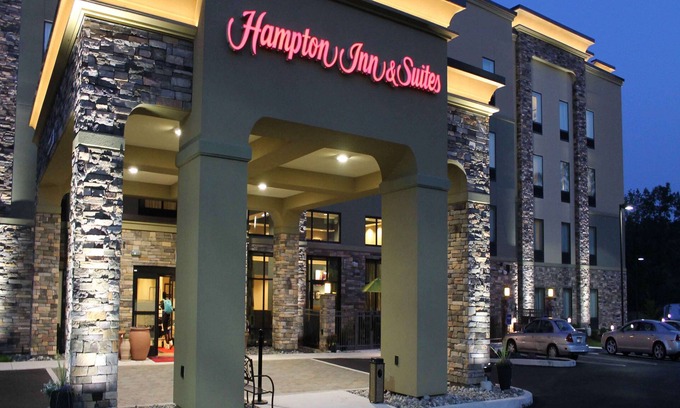 Stroudsburg Hotel | Hampton Inn & Suites Stroudsburg Pocono Mountains