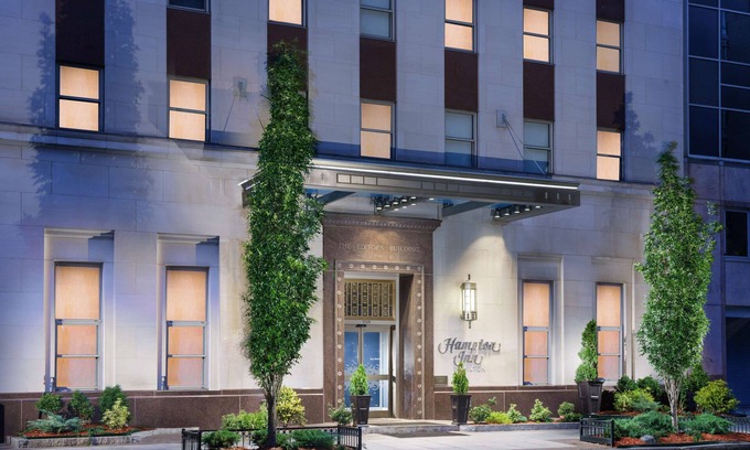 Connecticut Ave - K Street Hotel | Hampton Inn Washington, D.C./White House
