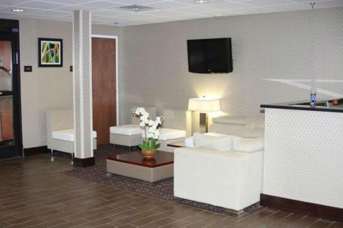 Williamston Hotel | Hampton Inn Williamston