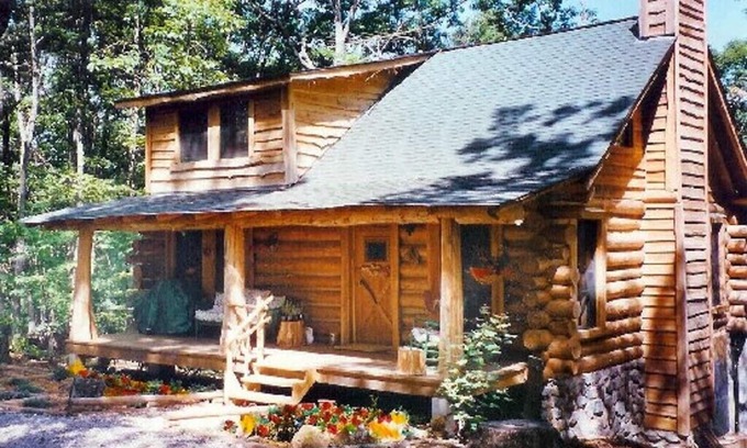 Blairsville Cabin | Handmade Log Cabin w/Full-Length Private Screened Balcony, atop Small Mountain