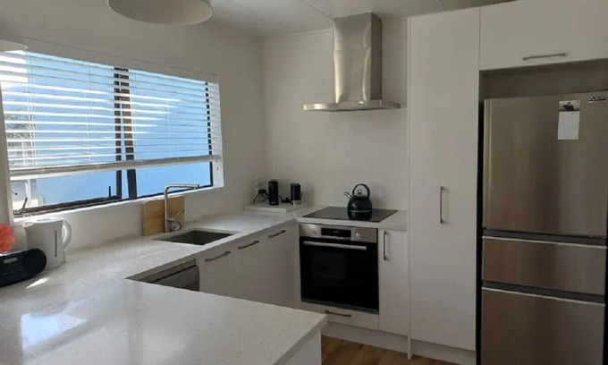 Papamoa Beach House | Handy 1 bedroom spot