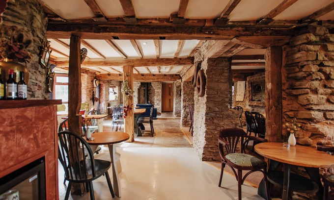 Upper Sapey Bed & Breakfast | Hanley House
